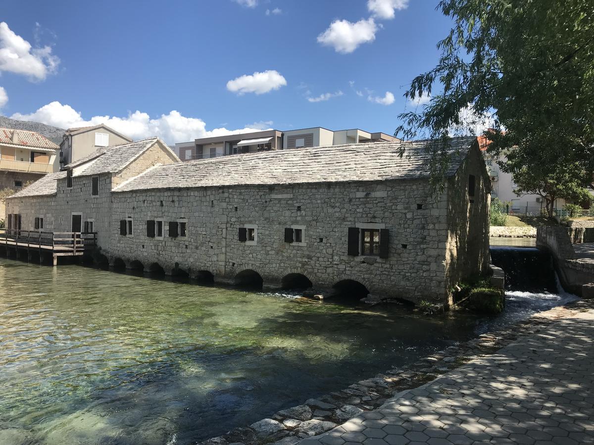 Apartman Mig Solin Exterior foto