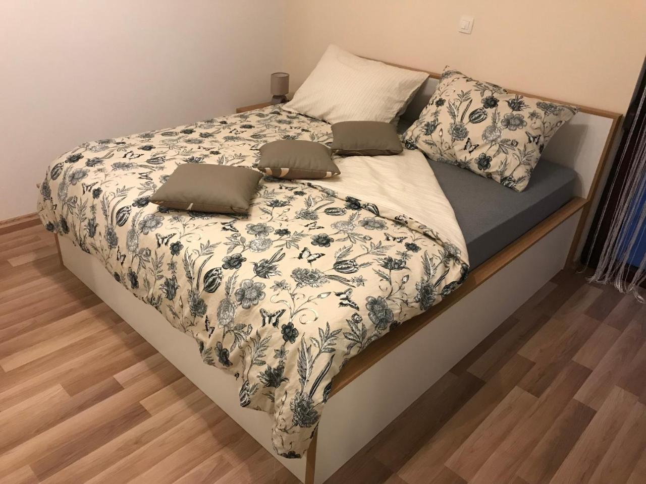 Apartman Mig Solin Exterior foto
